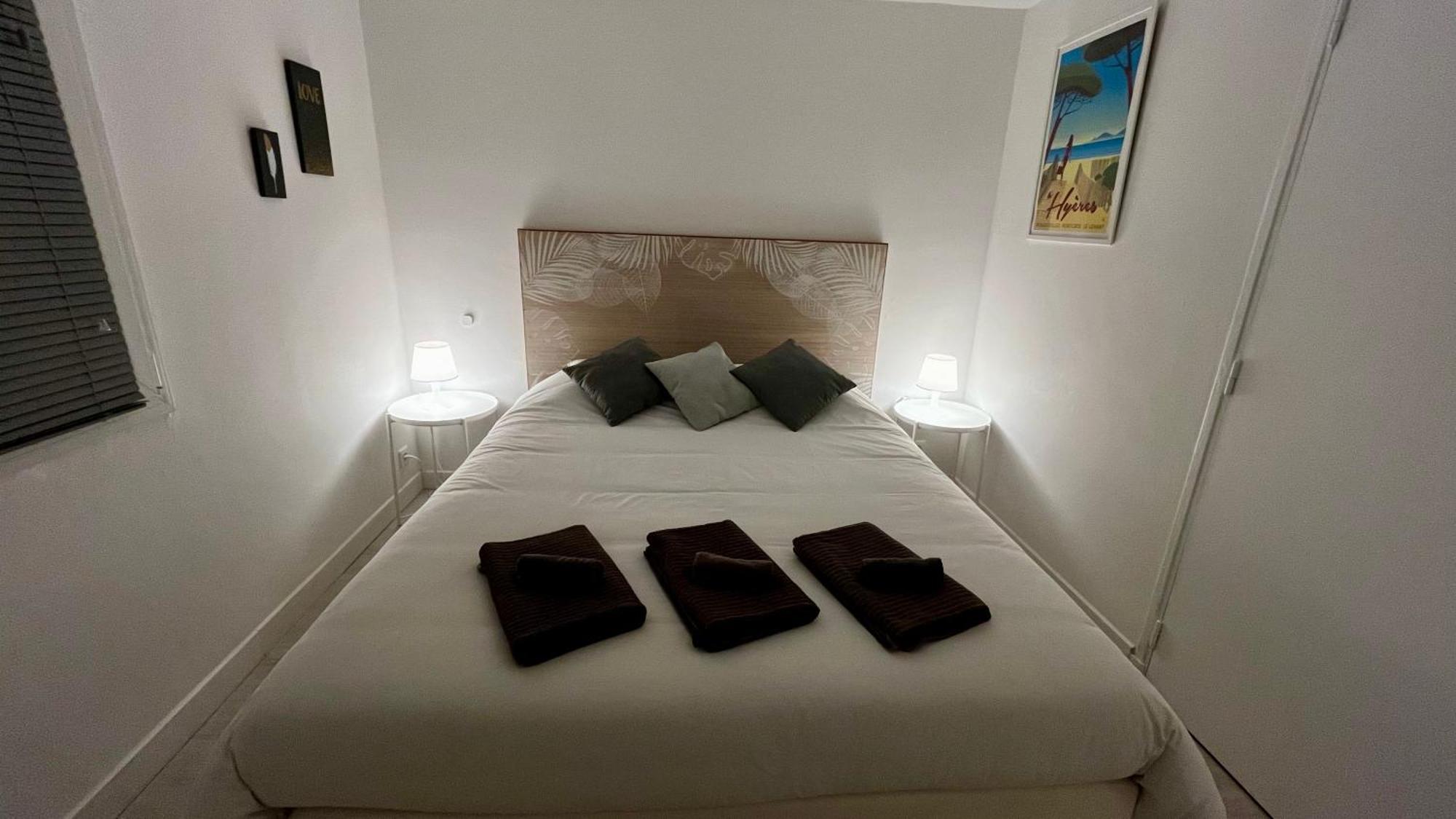 Vacances Arbanaises - Appartements Giens Hyeres Exterior photo